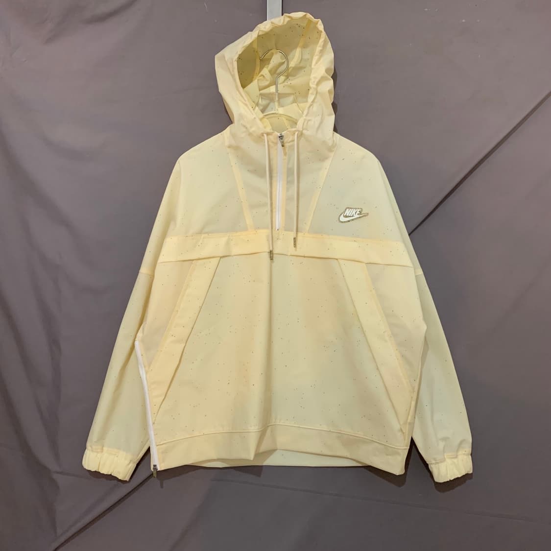 M 나이키 우먼스 얼쓰 데이 아노락 후드 바람막이 자켓 상품이미지1