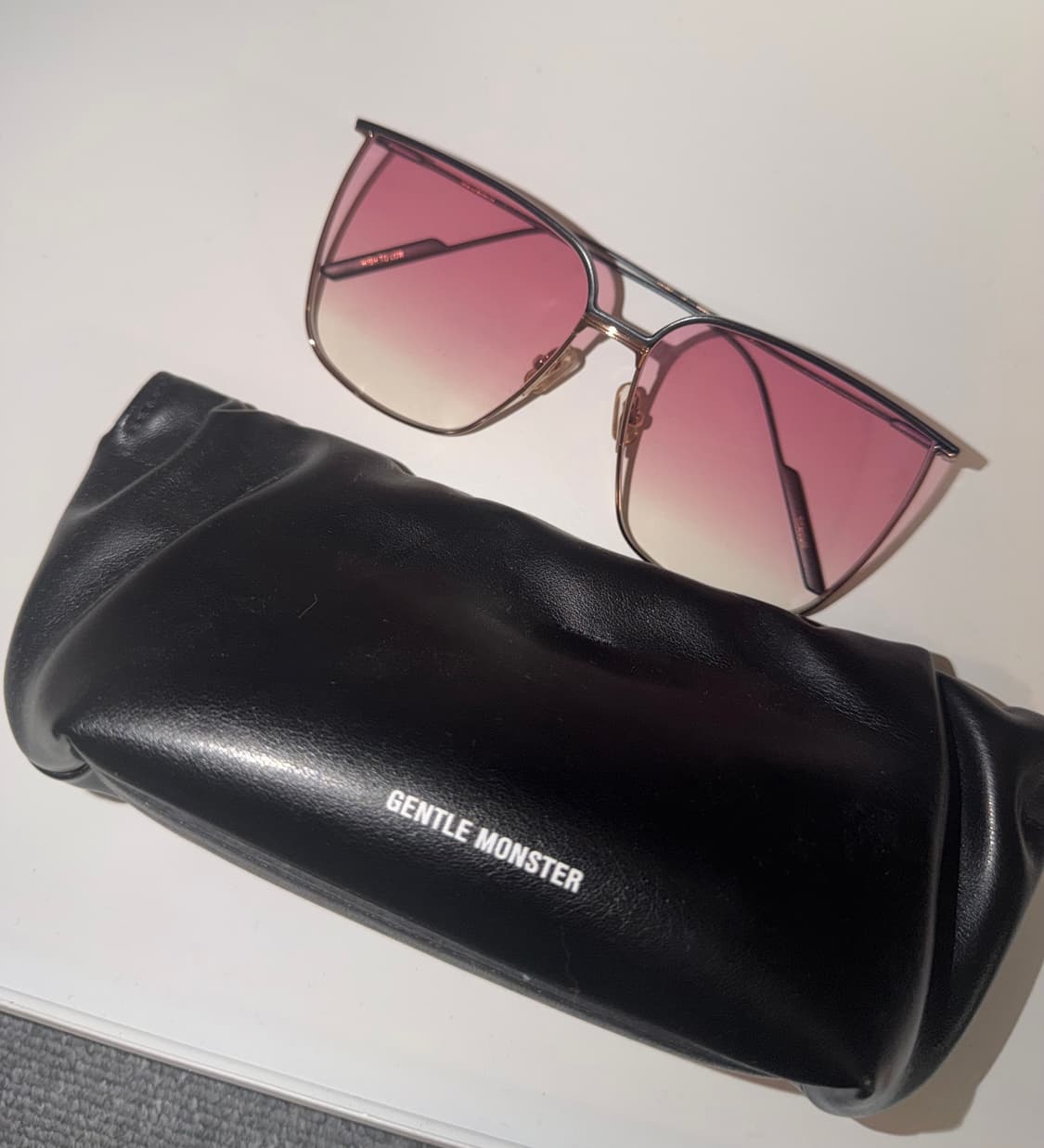 젠틀몬스터 선글라스 상품이미지1