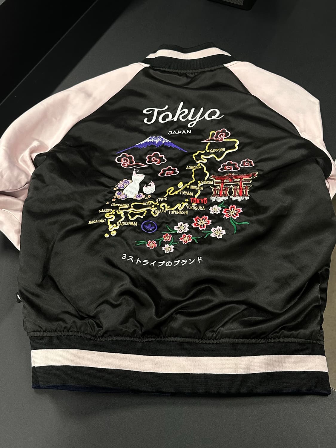 아디다스 리버시블 벨벳 수베니어 자켓 집업 상품이미지8