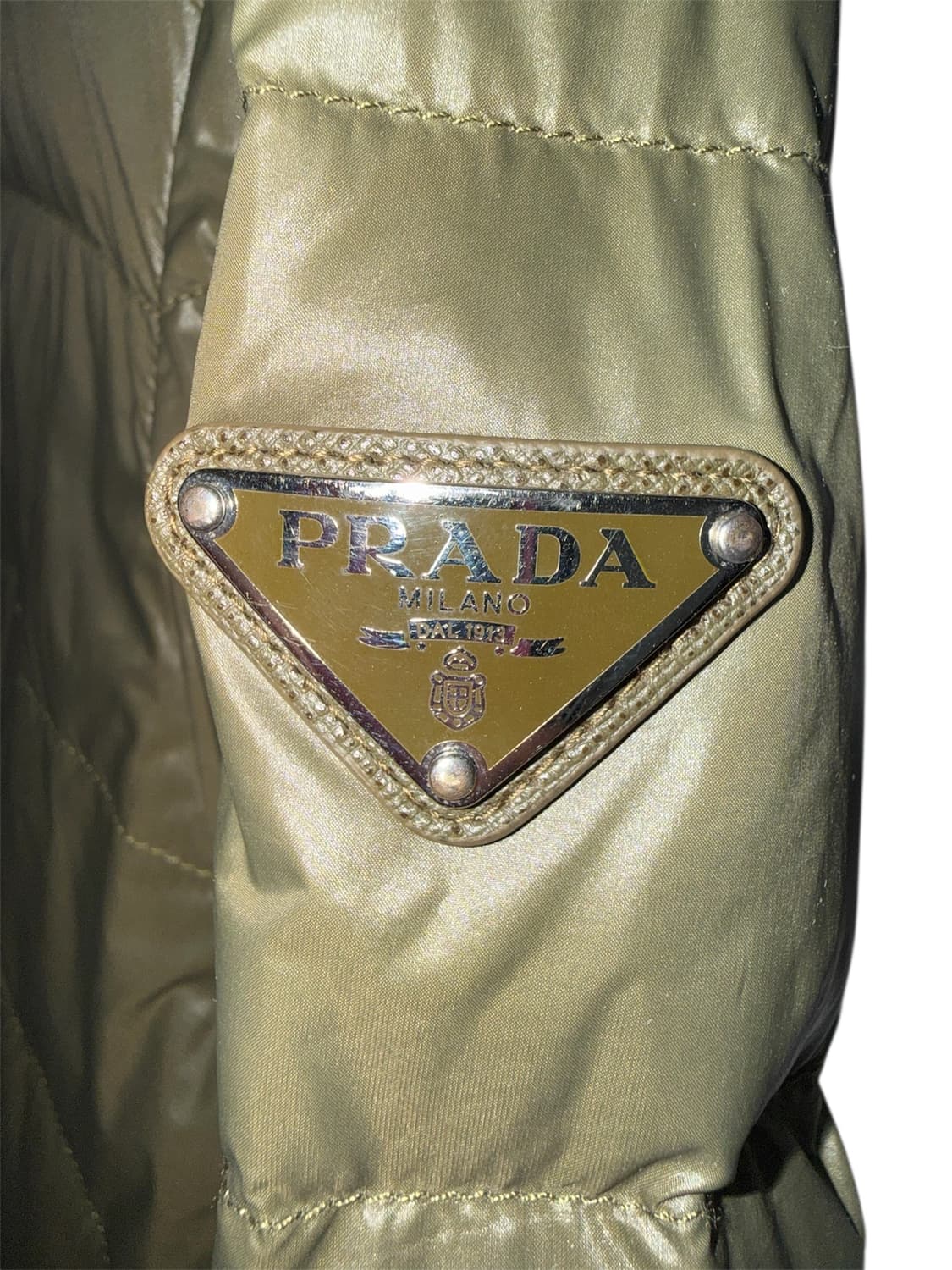[48] 프라다 경랑패딩 카키 상품이미지1
