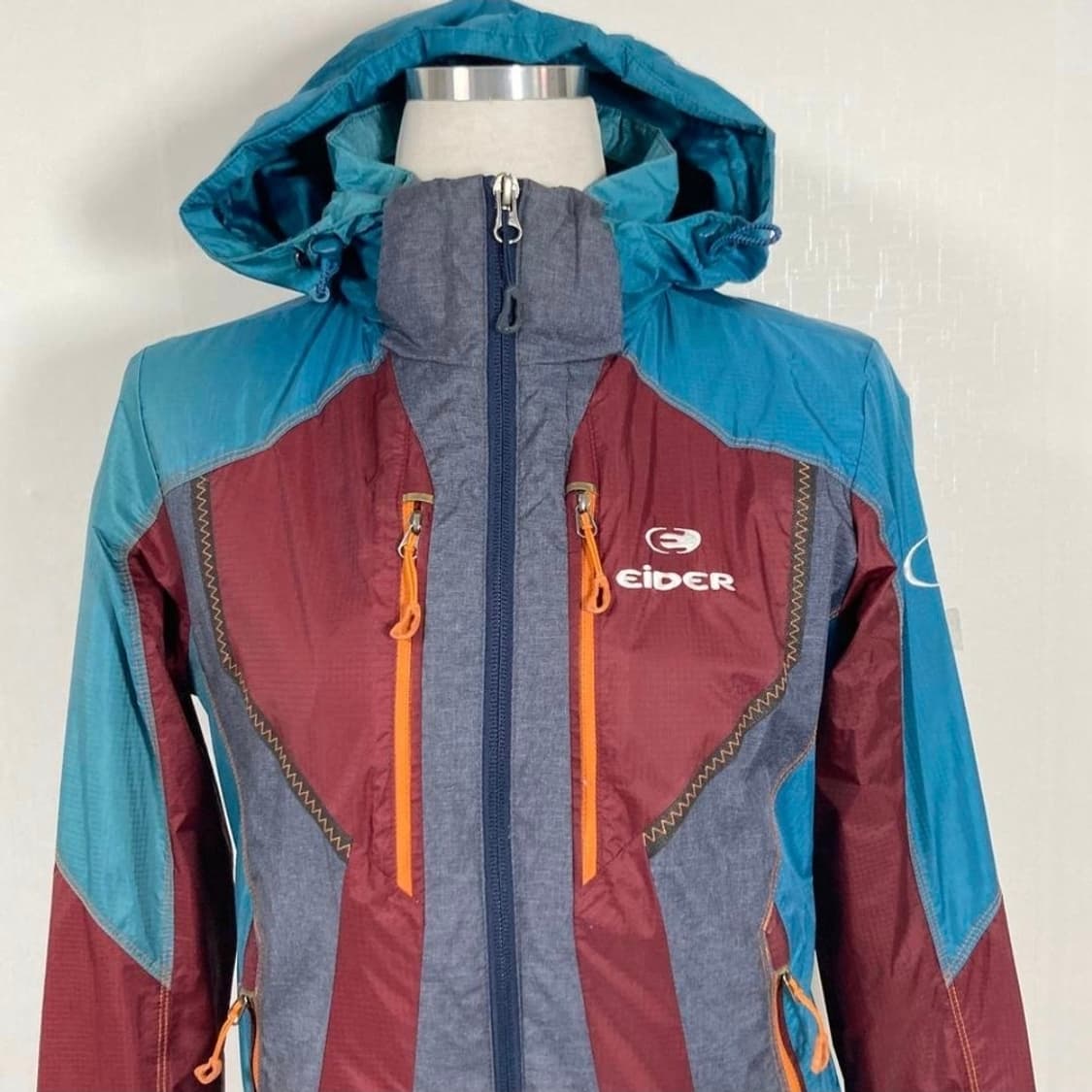 아이더후드바람막이 상품이미지2