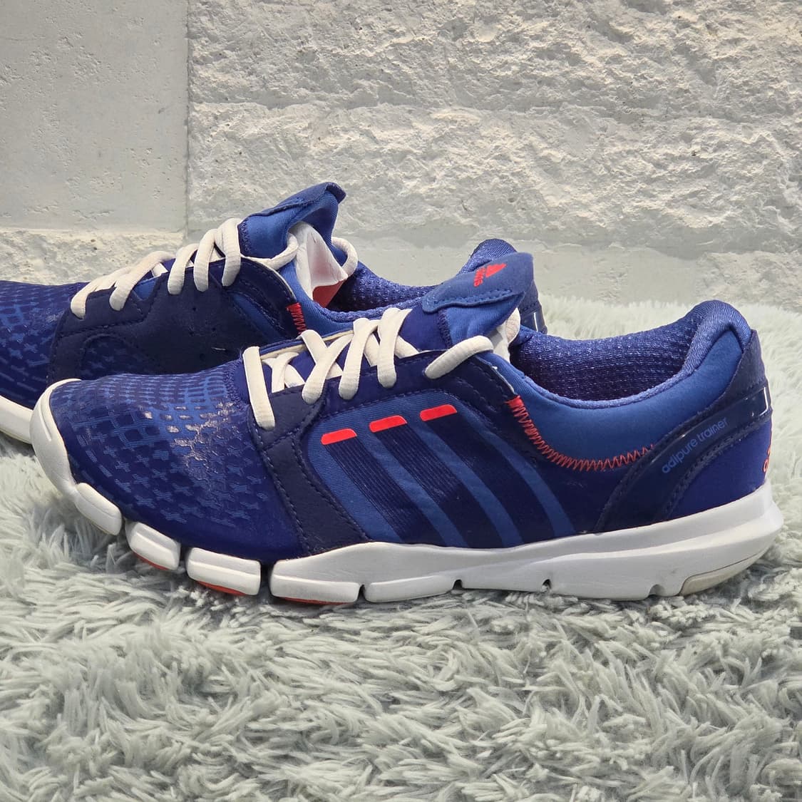 3q-16:아디다스 트레이닝 러닝화 블루코랄 디테일 (23.5cm) 상품이미지2