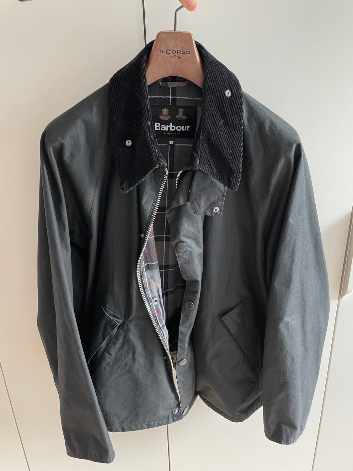 24시즌 바버 트랜스포트 블랙 38(100) 상품이미지1