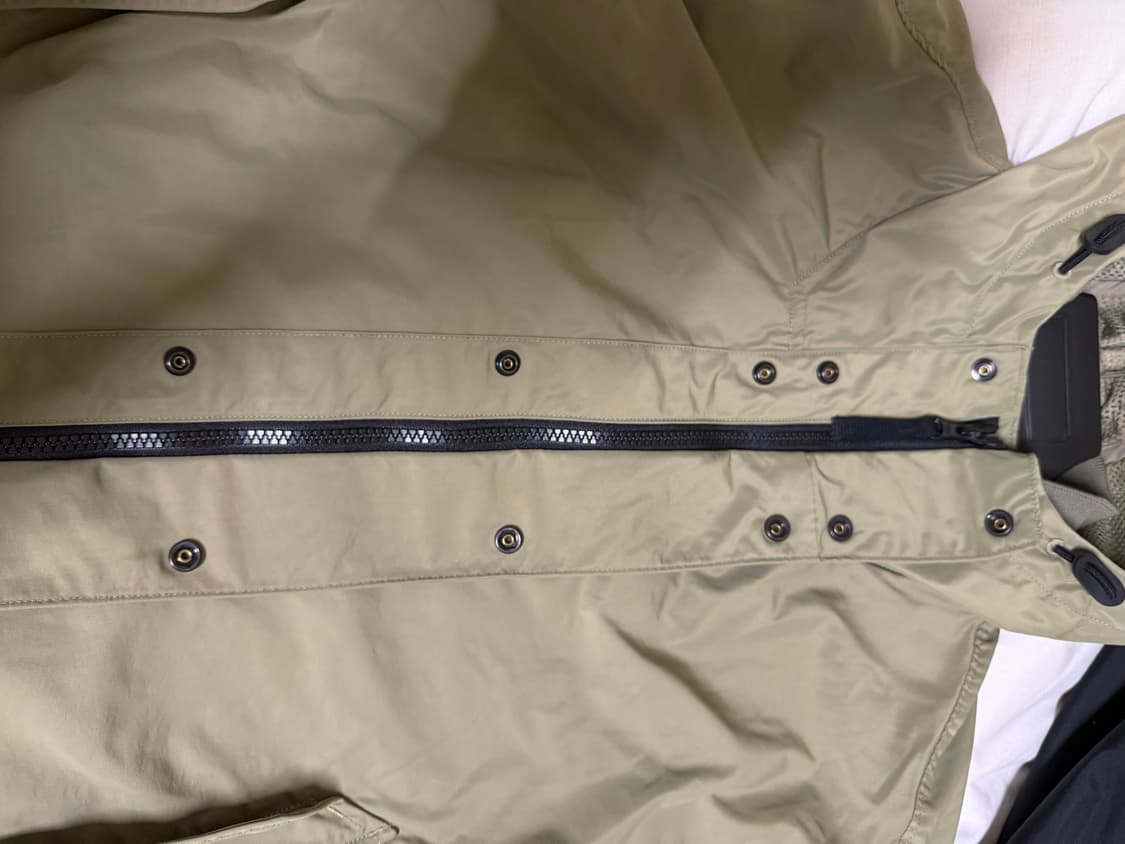 스톤아일랜드 마이크로 랩스 바람막이 자켓 L 상품이미지3