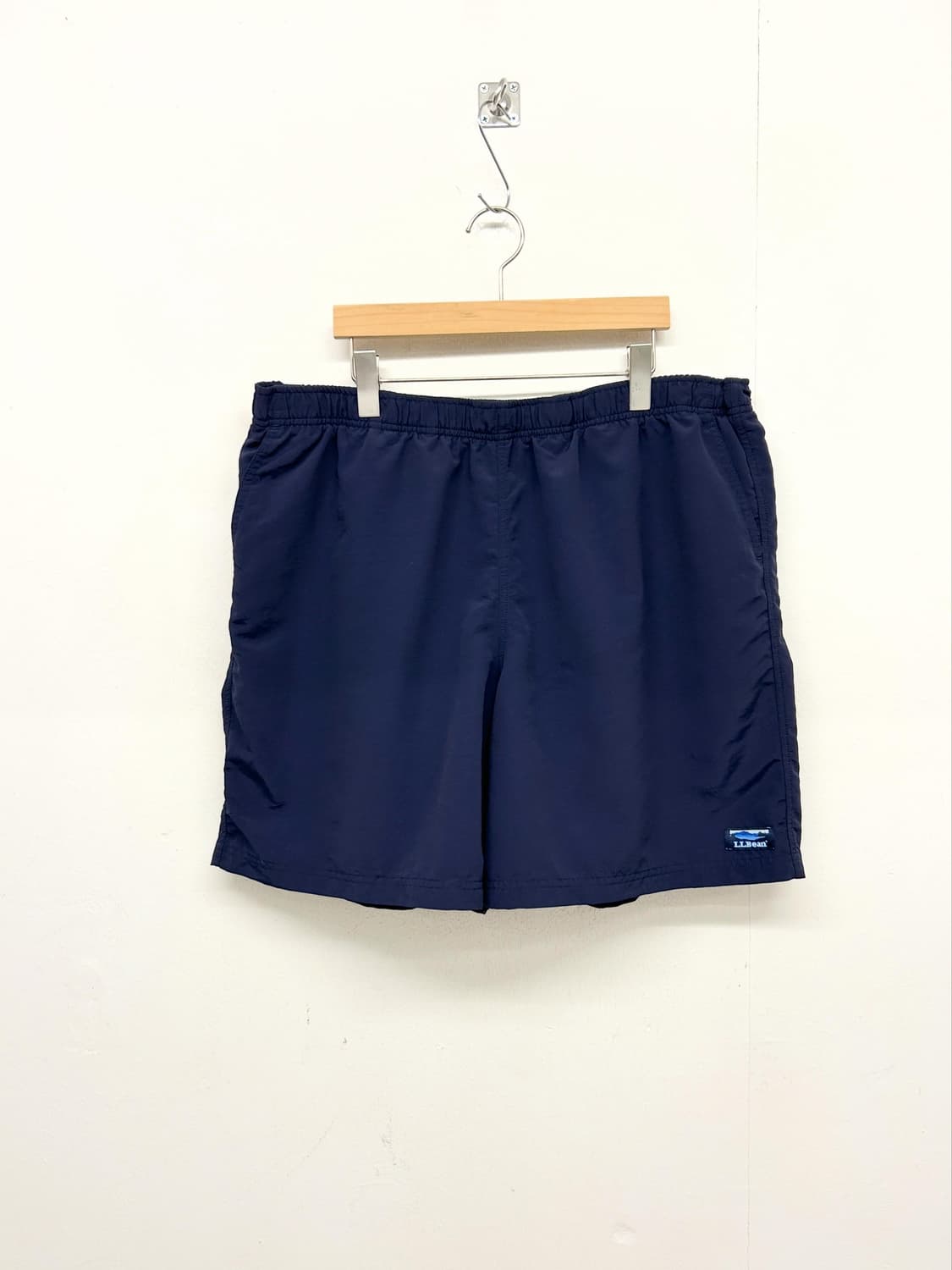 L.L.Bean 네이비색 나일론 반바지 상품이미지1