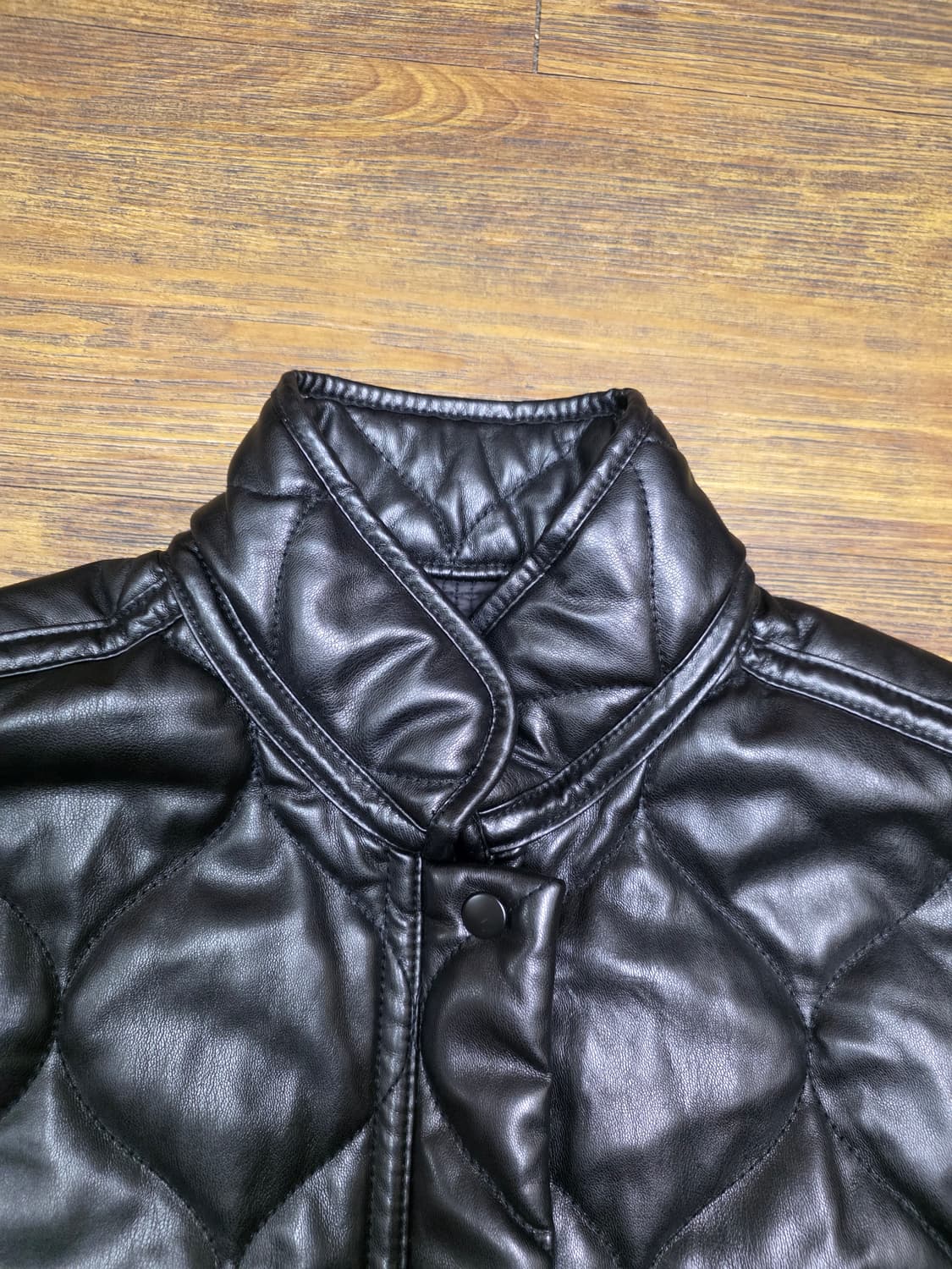  자라 퀄팅 페이크레더자켓
 상품이미지2