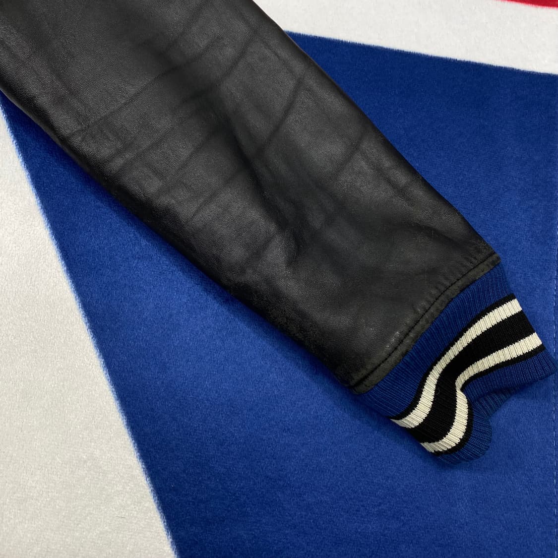 라코스테 양가죽 바시티 자켓 105 상품이미지5