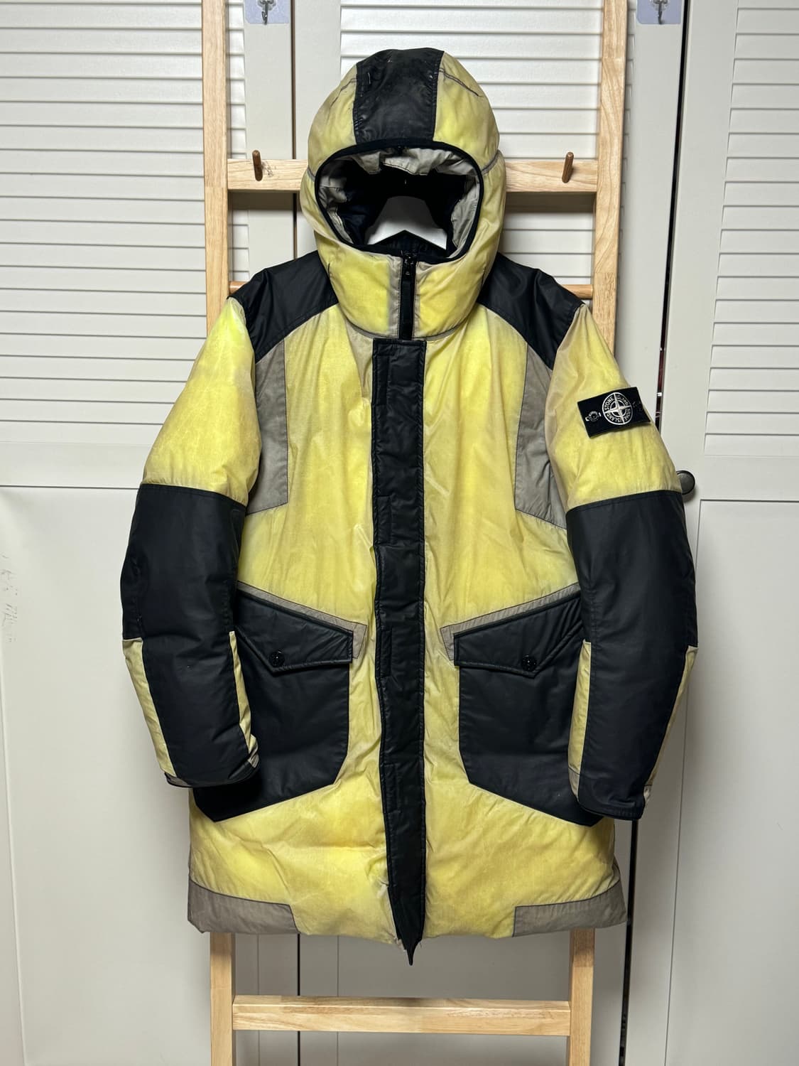 스톤아일랜드 레진 T shell 쉘 아이스자켓 패딩 화이트 와펜 상품이미지1