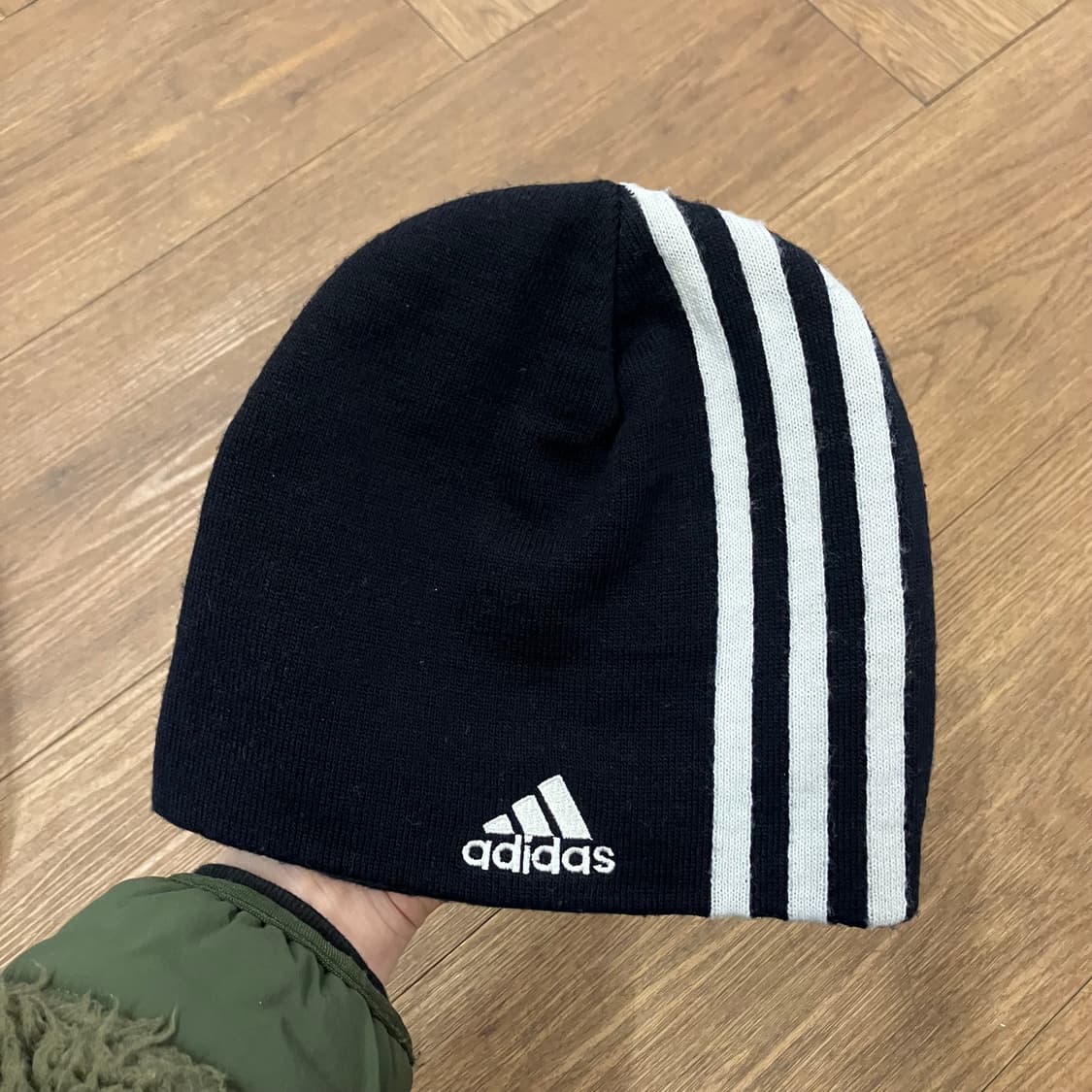N183 아디다스 삼선 비니 상품이미지1