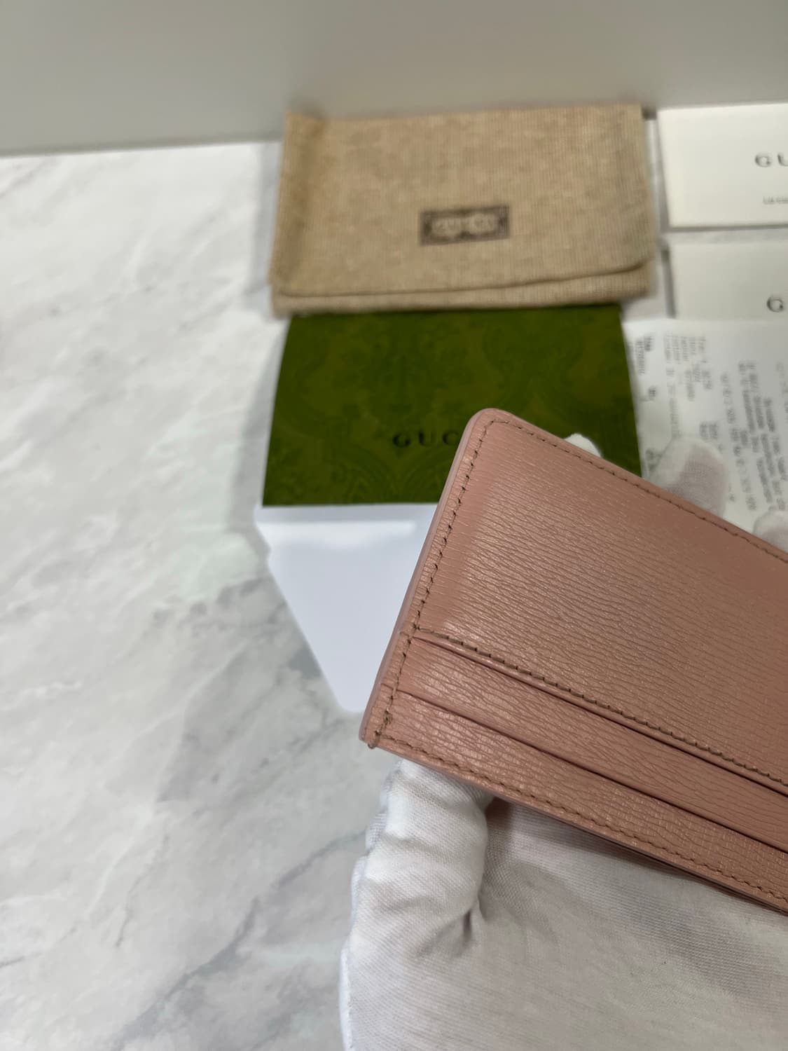 구찌 스크립트 라이트 레더 카드지갑 핑크 상품이미지5