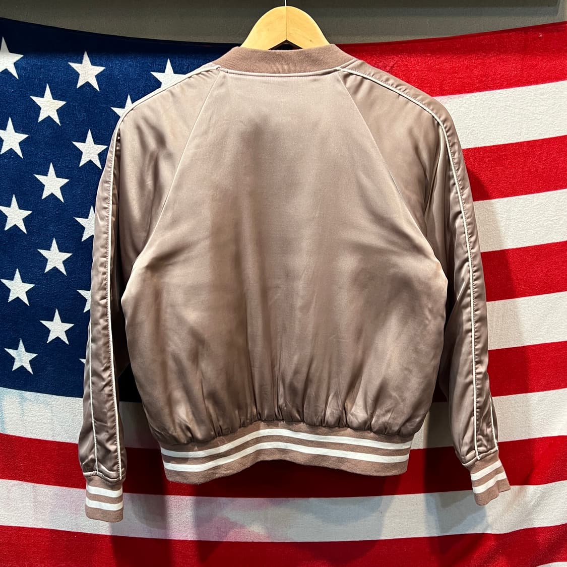 일본 자수 새틴 봄버 스카잔 상품이미지2