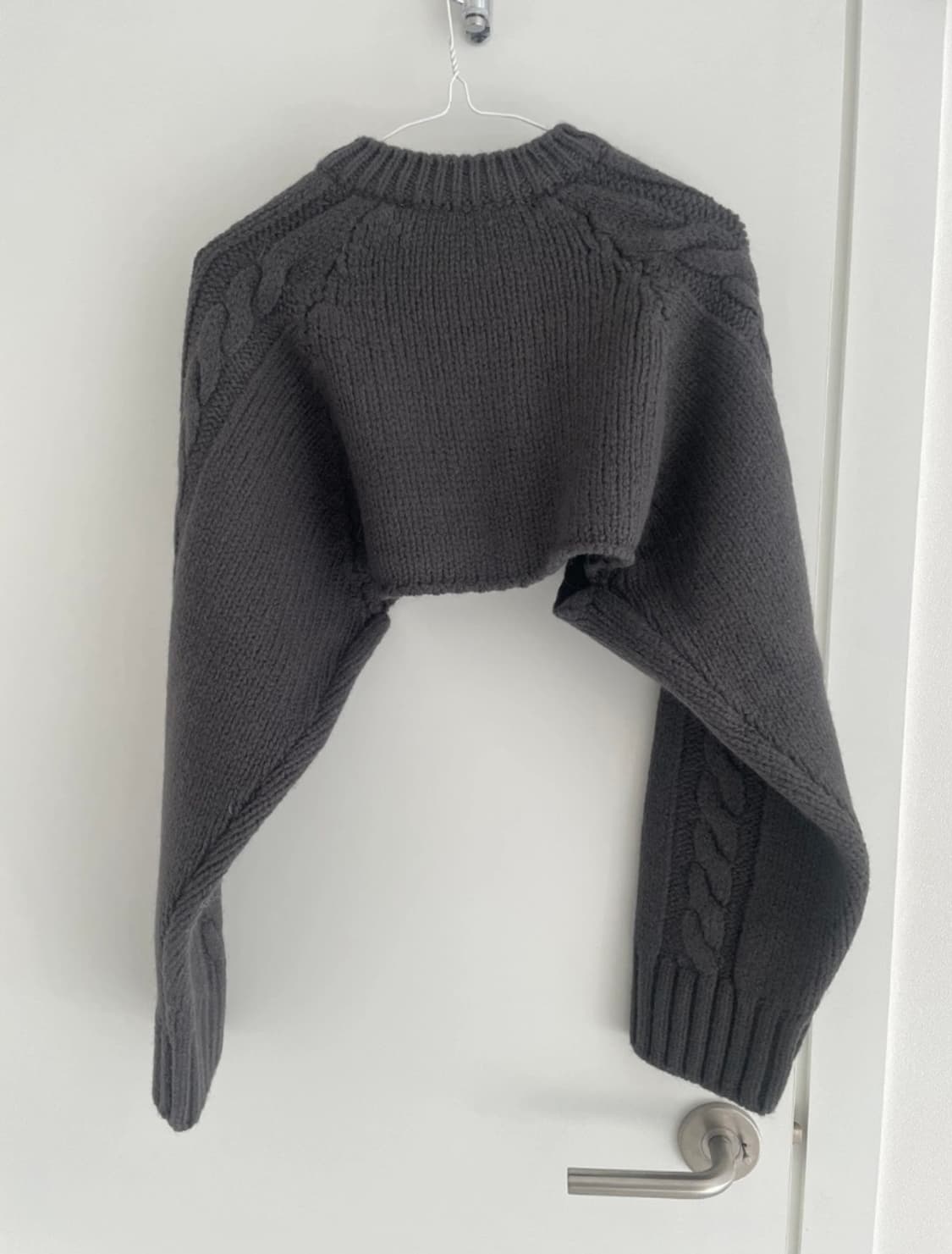 더오픈프로덕트 케이블 볼레로니트 상품이미지4