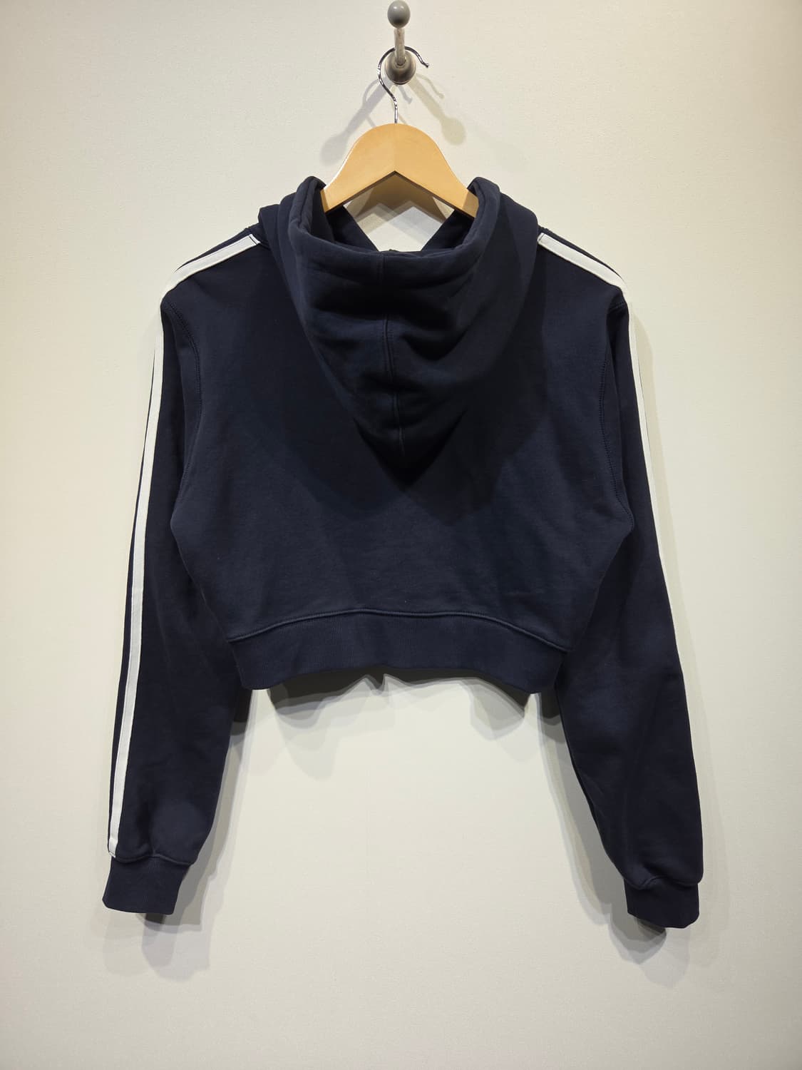 BADBLOOD 배드블러드 아카데미 스포츠 크롭 후드티 상품이미지5