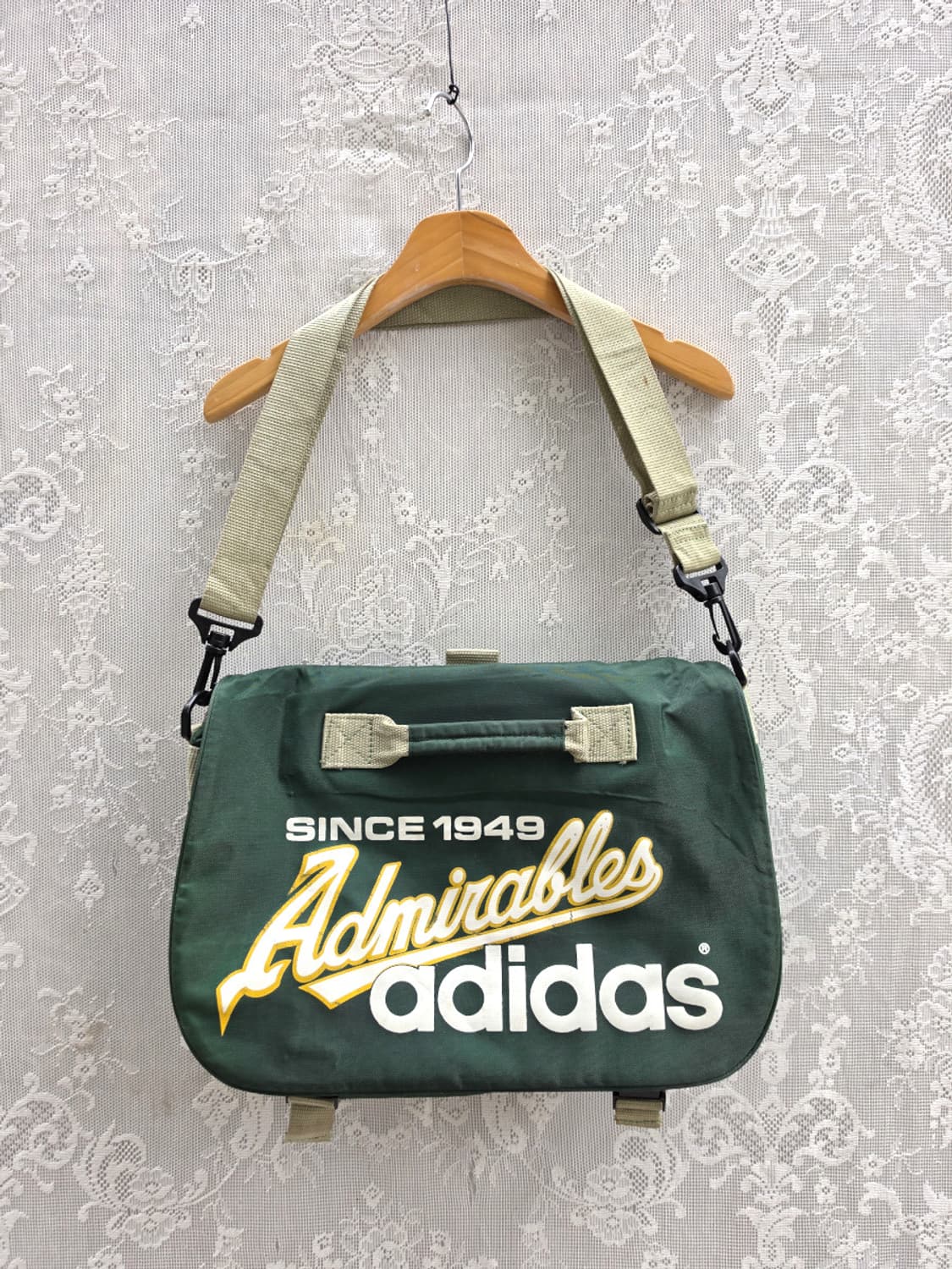 80s 아디다스 크로스백 상품이미지1