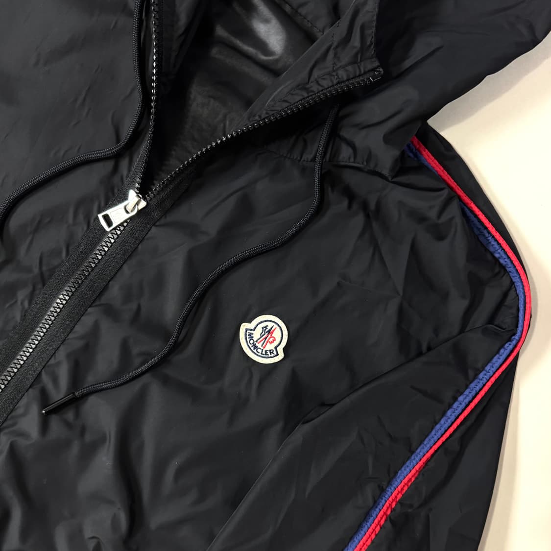 [백화점판/당일출고]몽클레어 하타브 바람막이 상품이미지3