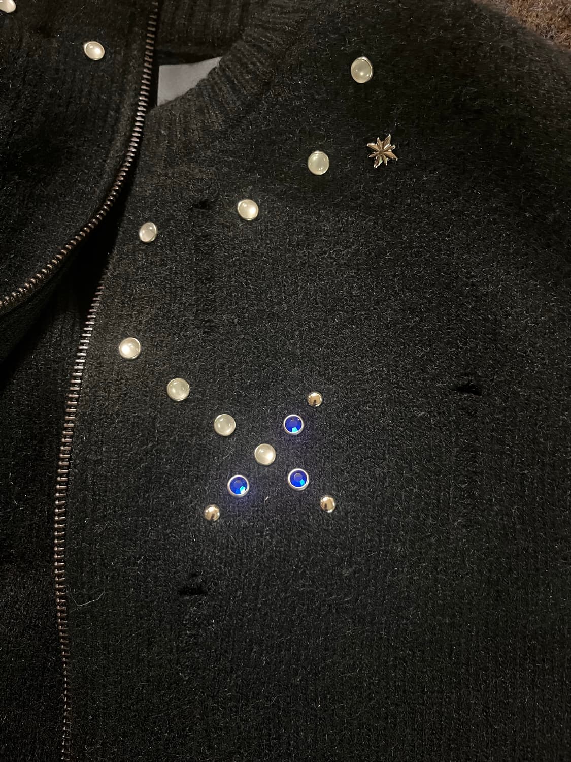 GAKIHARA symbol knit zip up 상품이미지1