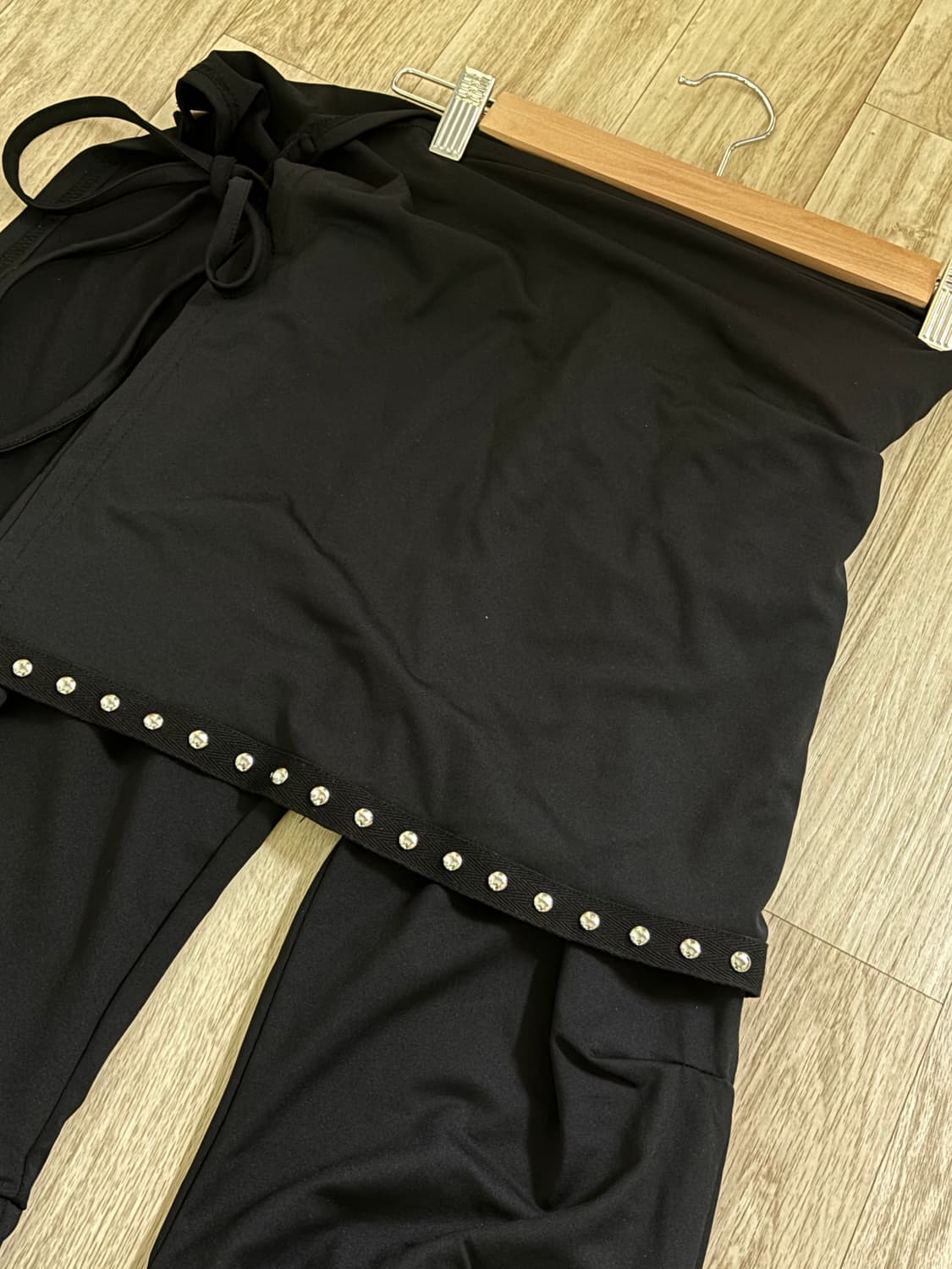 피버타임 스터드 셔링 레이어드 스커트팬츠(새상품) 상품이미지3