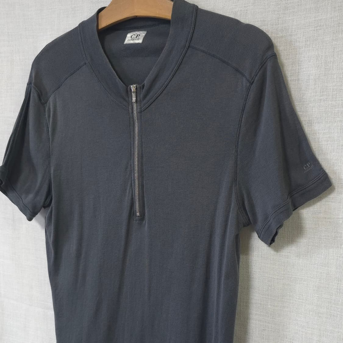 CP컴퍼니 정품 근육남 반팔 티셔츠 여름 씨피 킴퍼니 100  상품이미지3