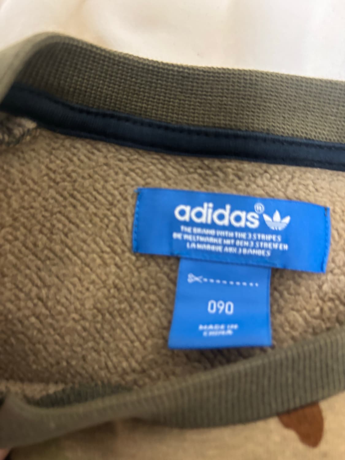 아디다스 밀리터리 파이어 포켓 맨투맨 상품이미지4