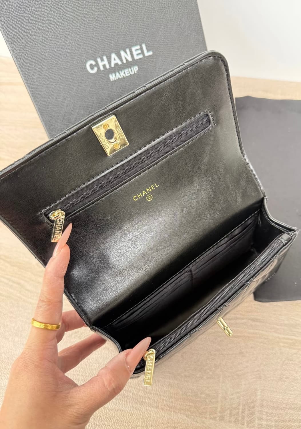 샤넬 뷰티 펄 진주 탑핸들 체인 크로스백 상품이미지6