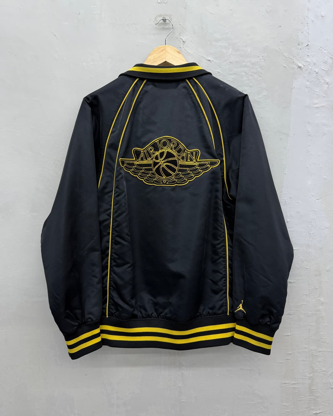 조던 00s 사틴쉘 스타디움 자켓 상품이미지9
