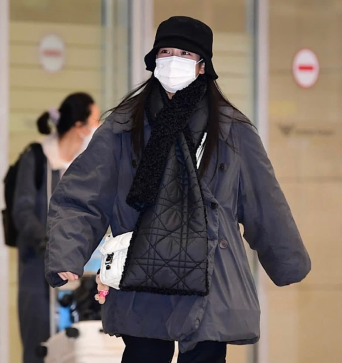 LEMAIRE 르메르 푸퍼 패딩 상품이미지4