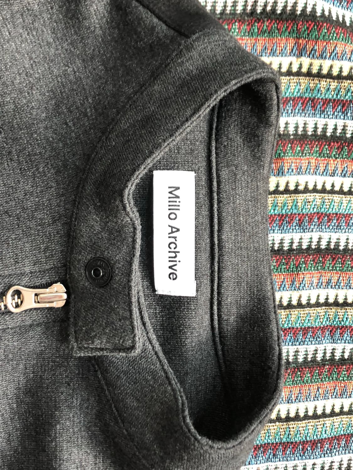 밀로우먼 트랙져지 레이서 자켓 차콜 상품이미지3