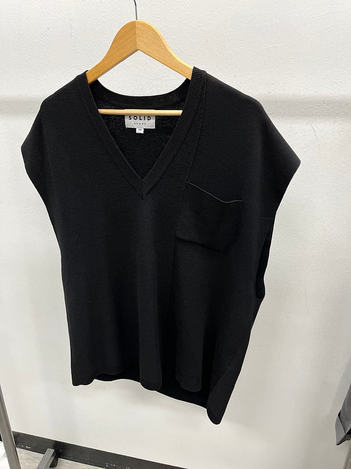 100-105) 솔리드옴므 니트베스트  상품이미지1