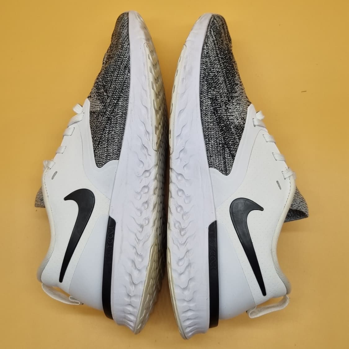 나이키 오딧세이 리액트2 플라이니트245. 상품이미지5