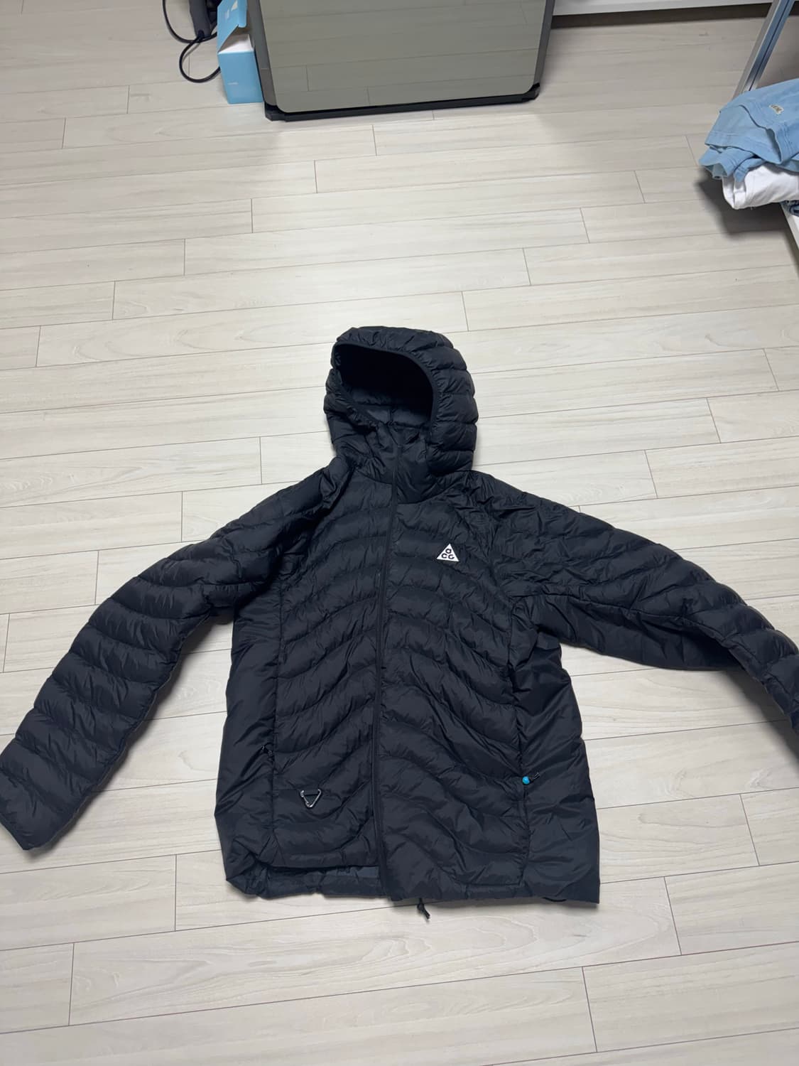 (M) 나이키 ACG 라바 플로우 써마핏 자켓 블랙 서밋 화이트 상품이미지1