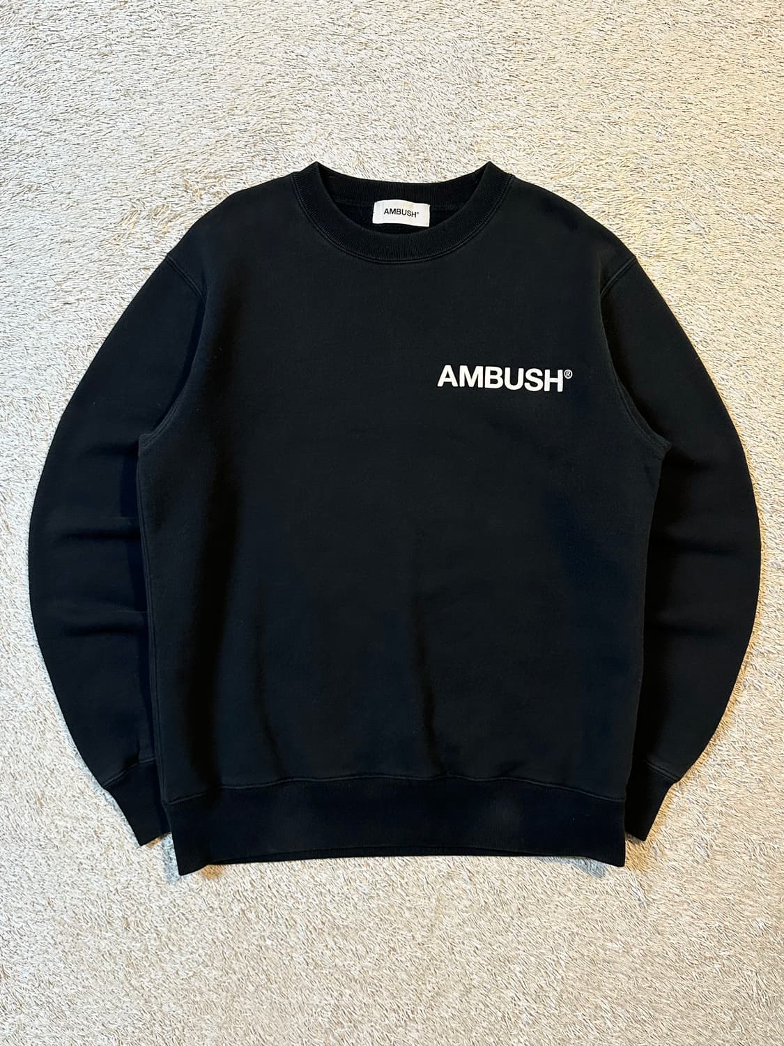 앰부쉬 AMBUSH 로고 맨투맨 블랙 상품이미지1