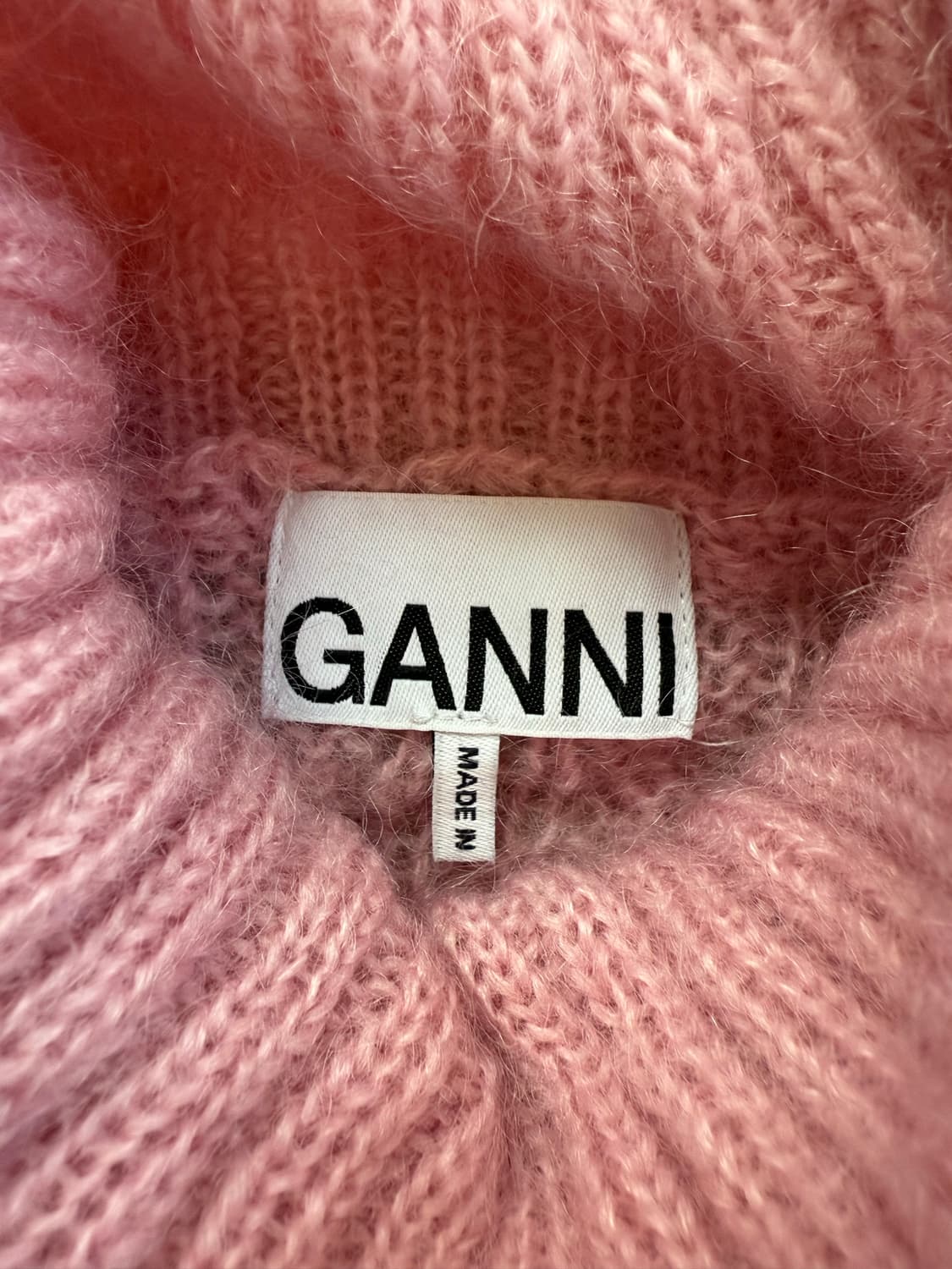 가니 터틀넥 모헤어 니트 상품이미지3