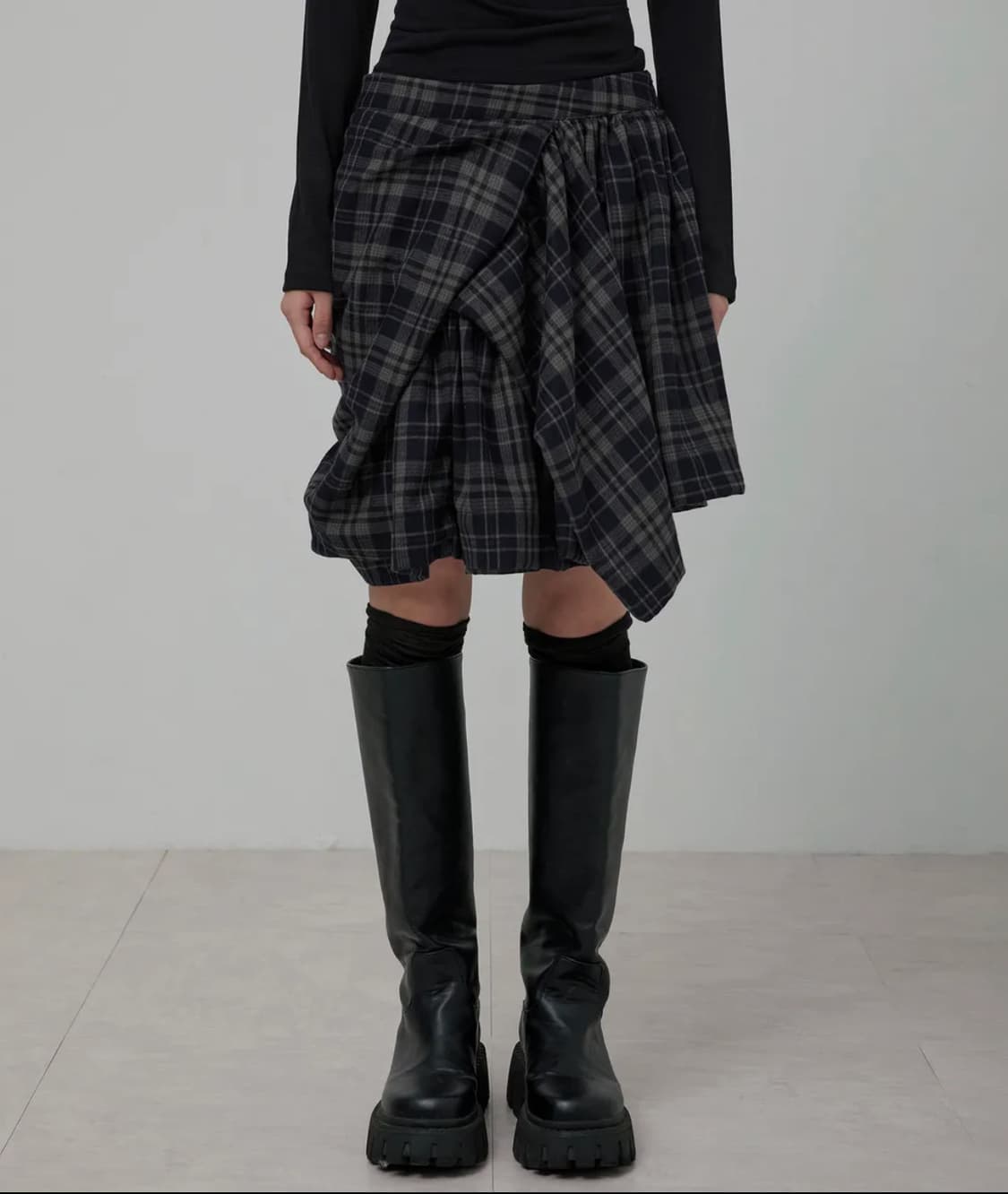 플레어업 Asymmetrical Draped Layered Skirt 상품이미지2