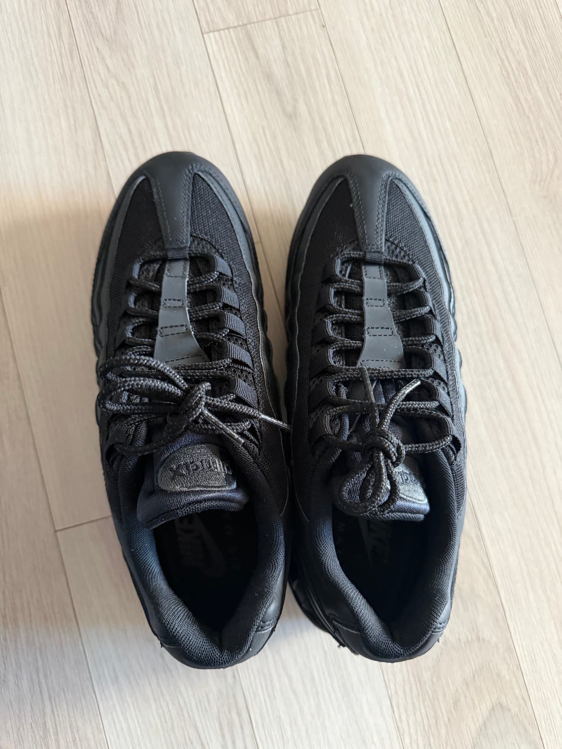 에어맥스 95 블랙 275 상품이미지1