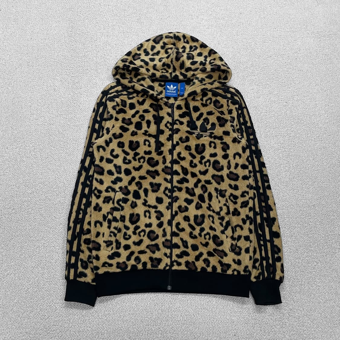 아디다스 파이어버드 쉐르파 레오파드 후드집업 상품이미지1