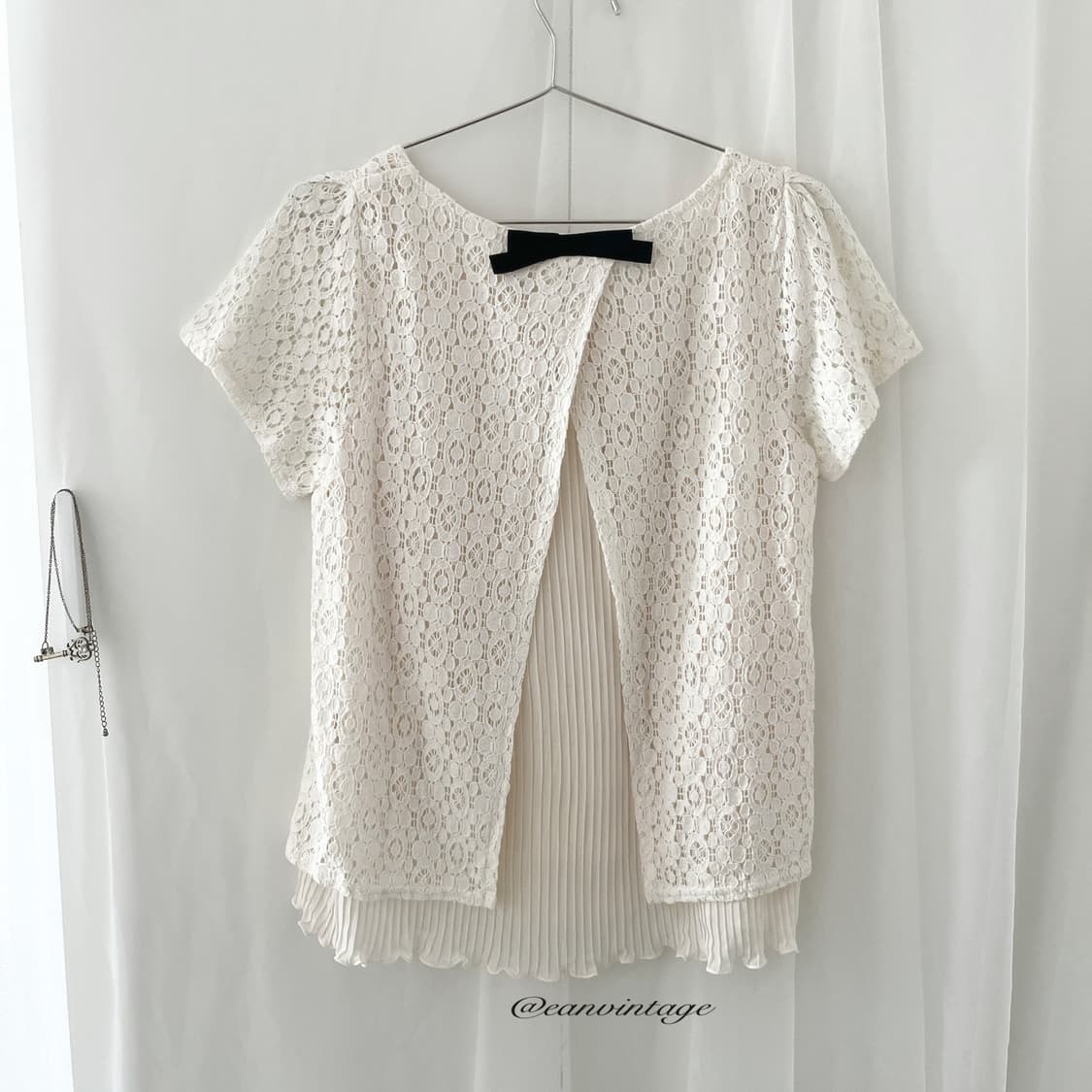 pale cream lace layered blouse 상품이미지3