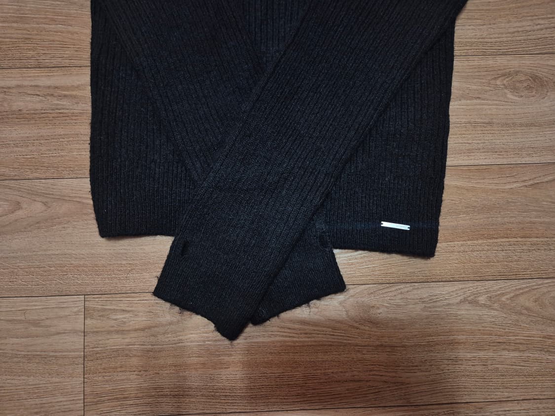 미세키서울 사이드버튼 니트(블랙) 상품이미지6