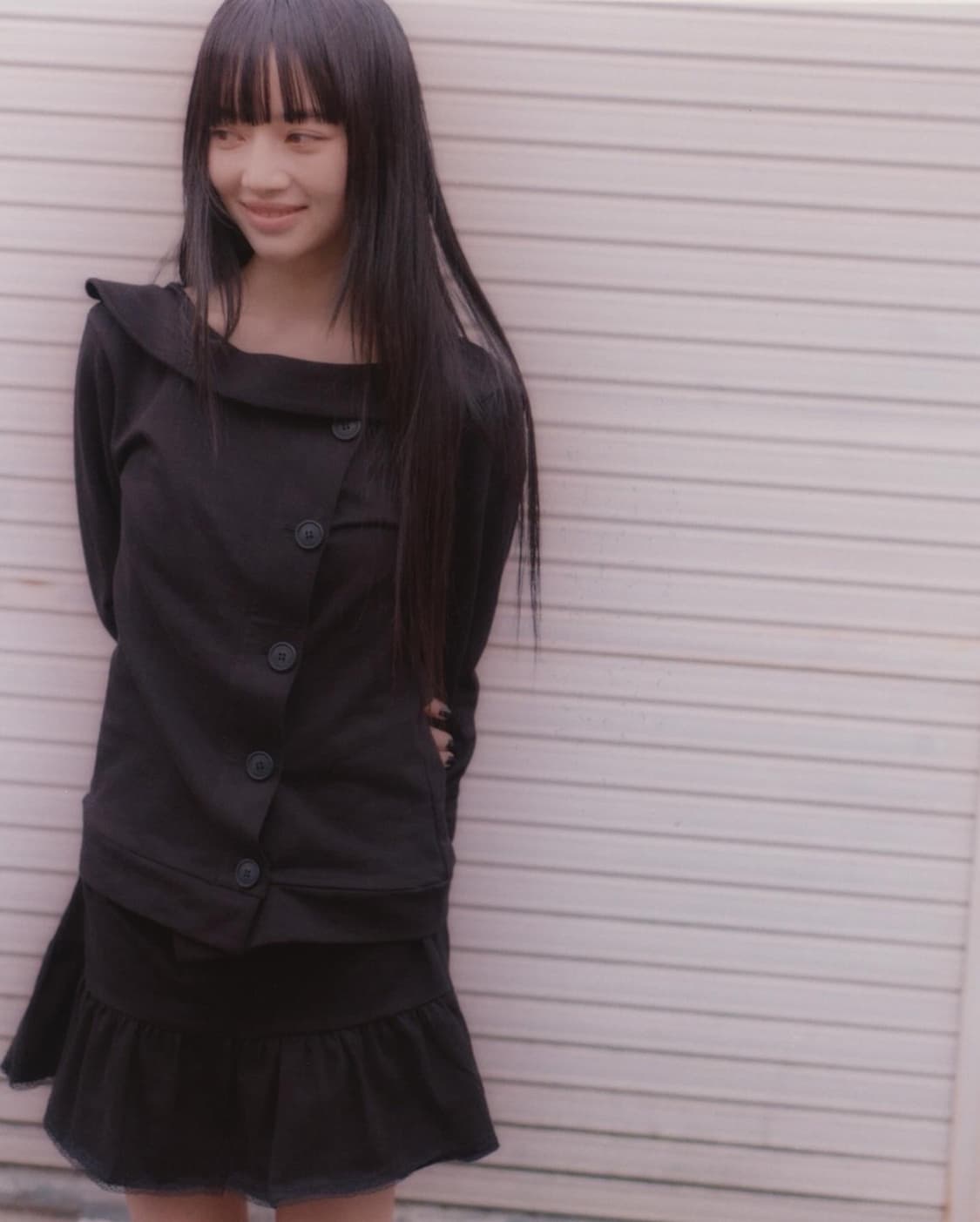 오스하이 Spring-Neck Button Hood Black 상품이미지2