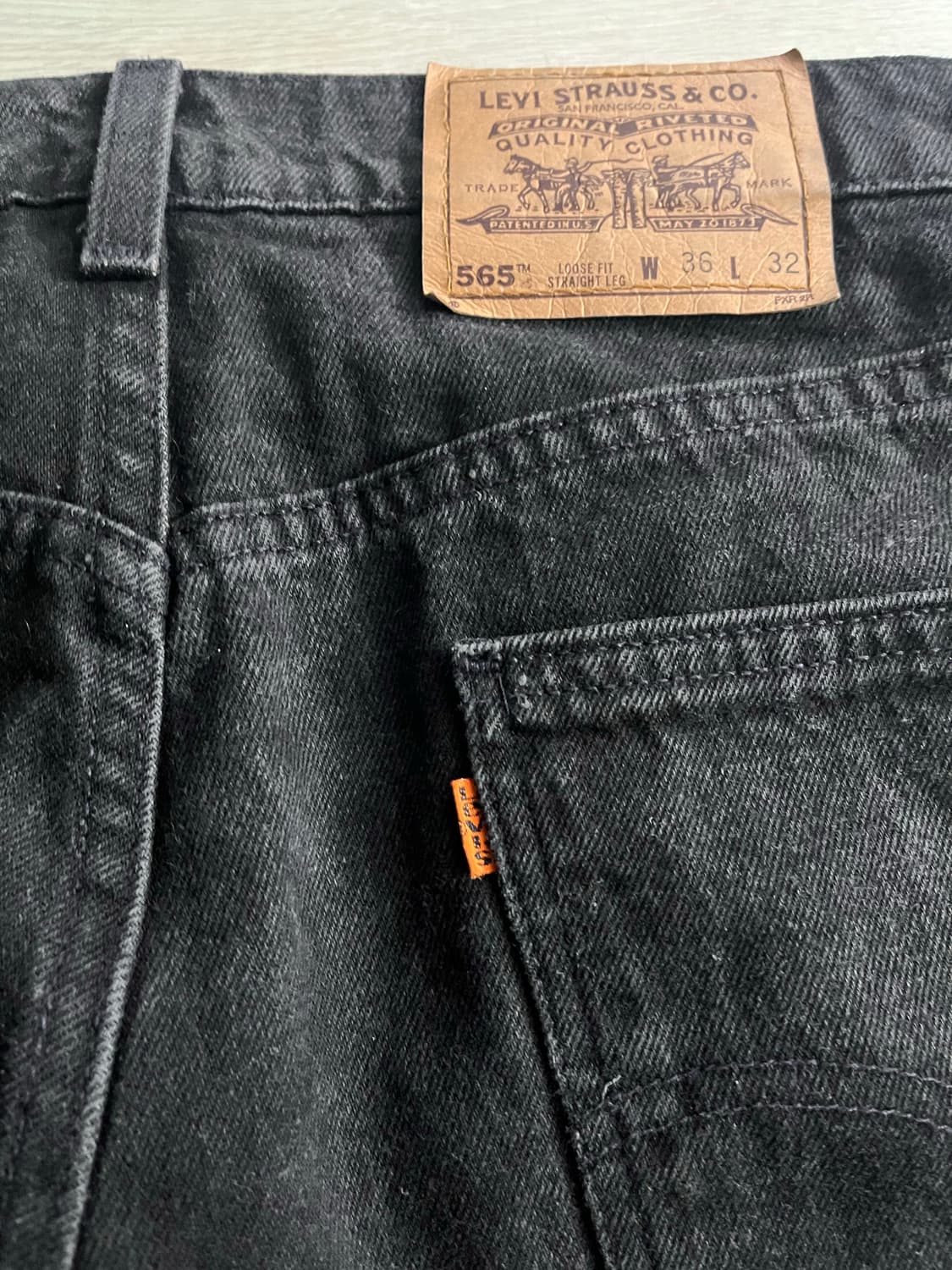 90s 리바이스 565 루즈 스트레이트 오렌지탭 블랙 상품이미지5