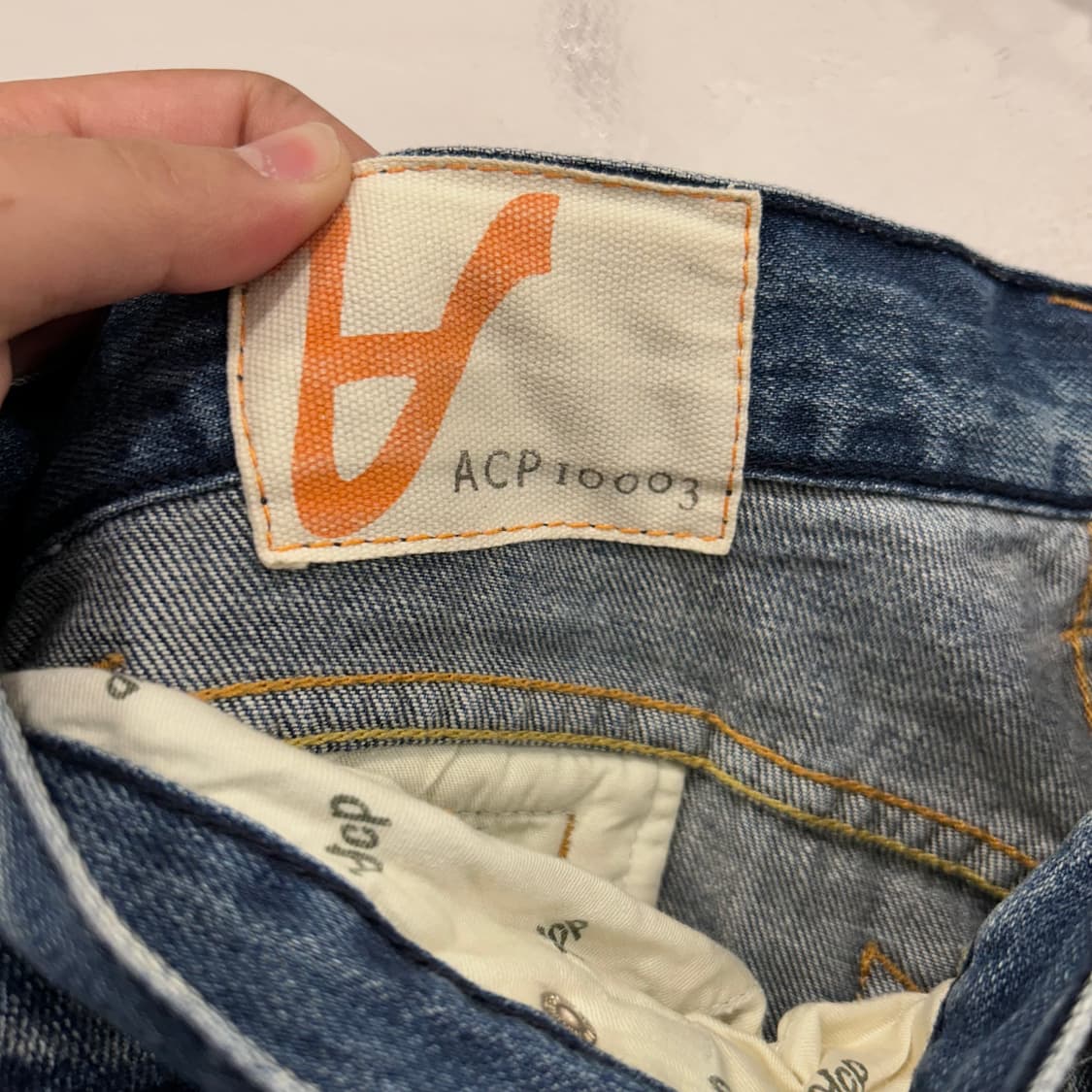 ACP 10003 레더포인트 커브드라인 데님팬츠 상품이미지3
