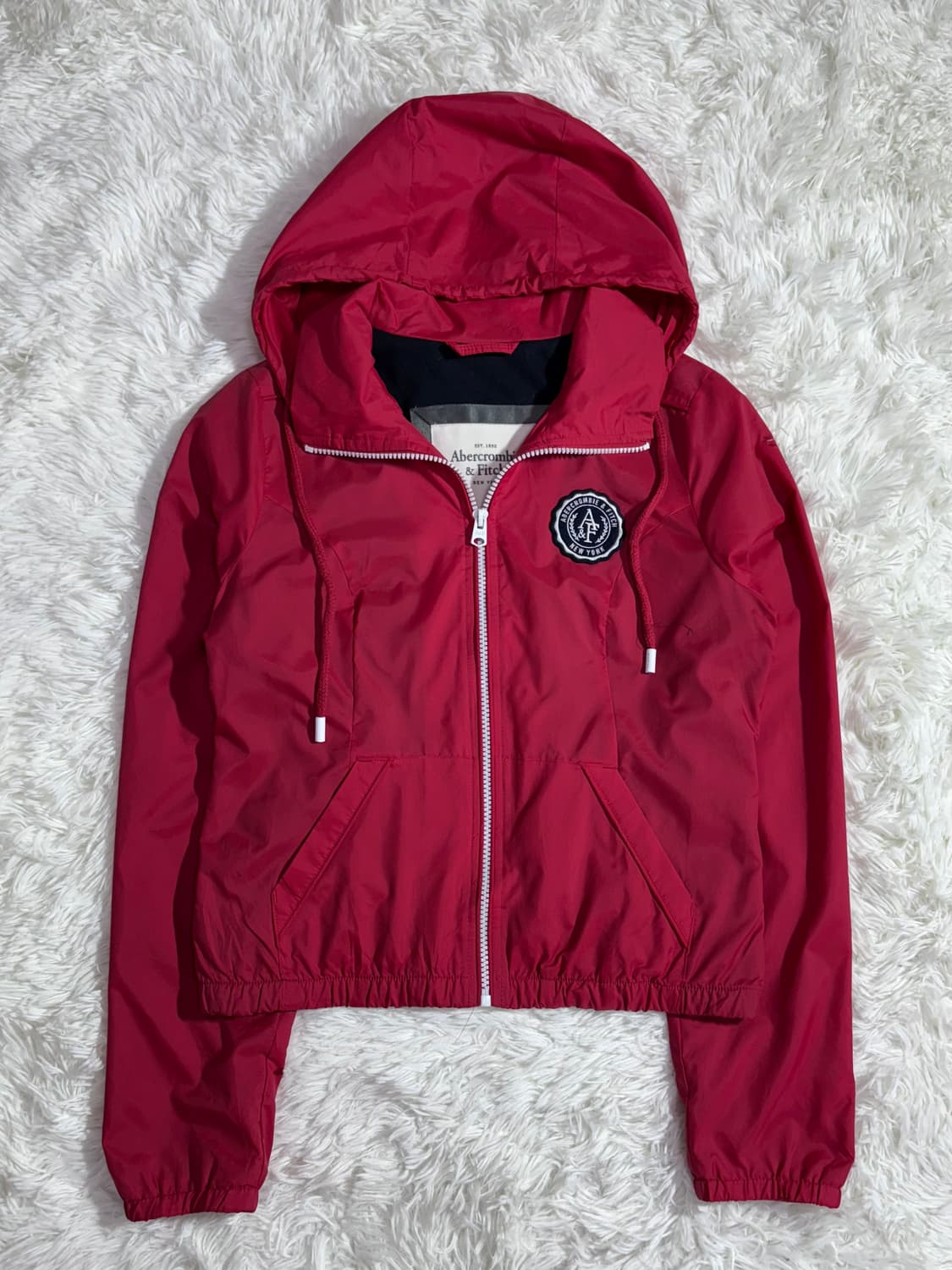 아베크롬비 레드 패치로고 바람막이  상품이미지3