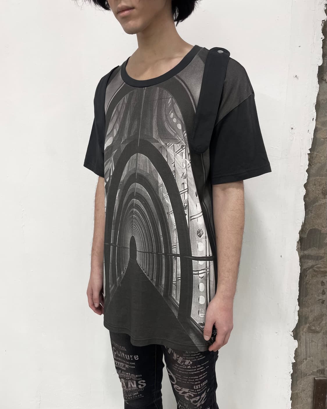 지에다 숄더 스트랩 티셔츠 상품이미지3