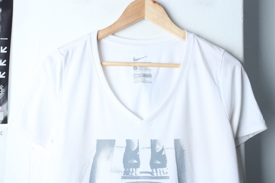 W(L-XL) 나이키 반팔 티셔츠 기능성 브이넥 화이트-H31042 상품이미지3