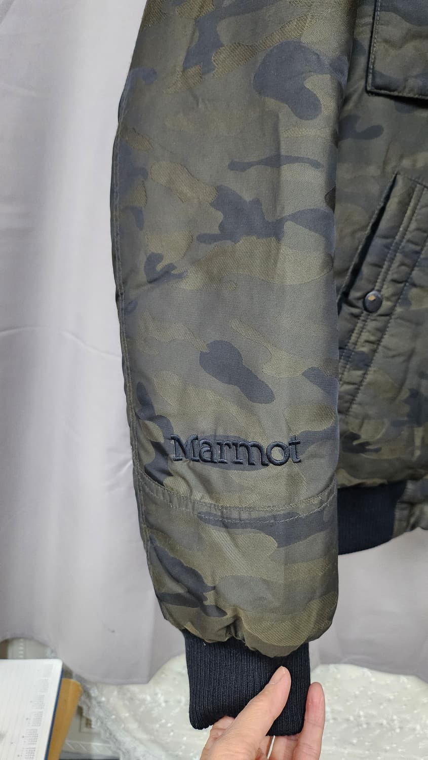 200 마모트  카모 퍼  후드 패딩  상품이미지9