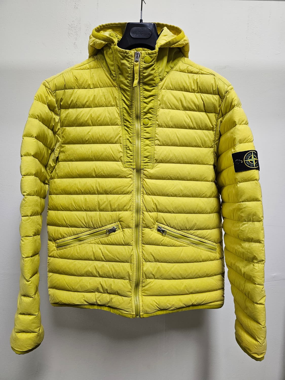 스톤아일랜드 룸 우븐 STRETCH NYLON-TC 경량 패딩 상품이미지1