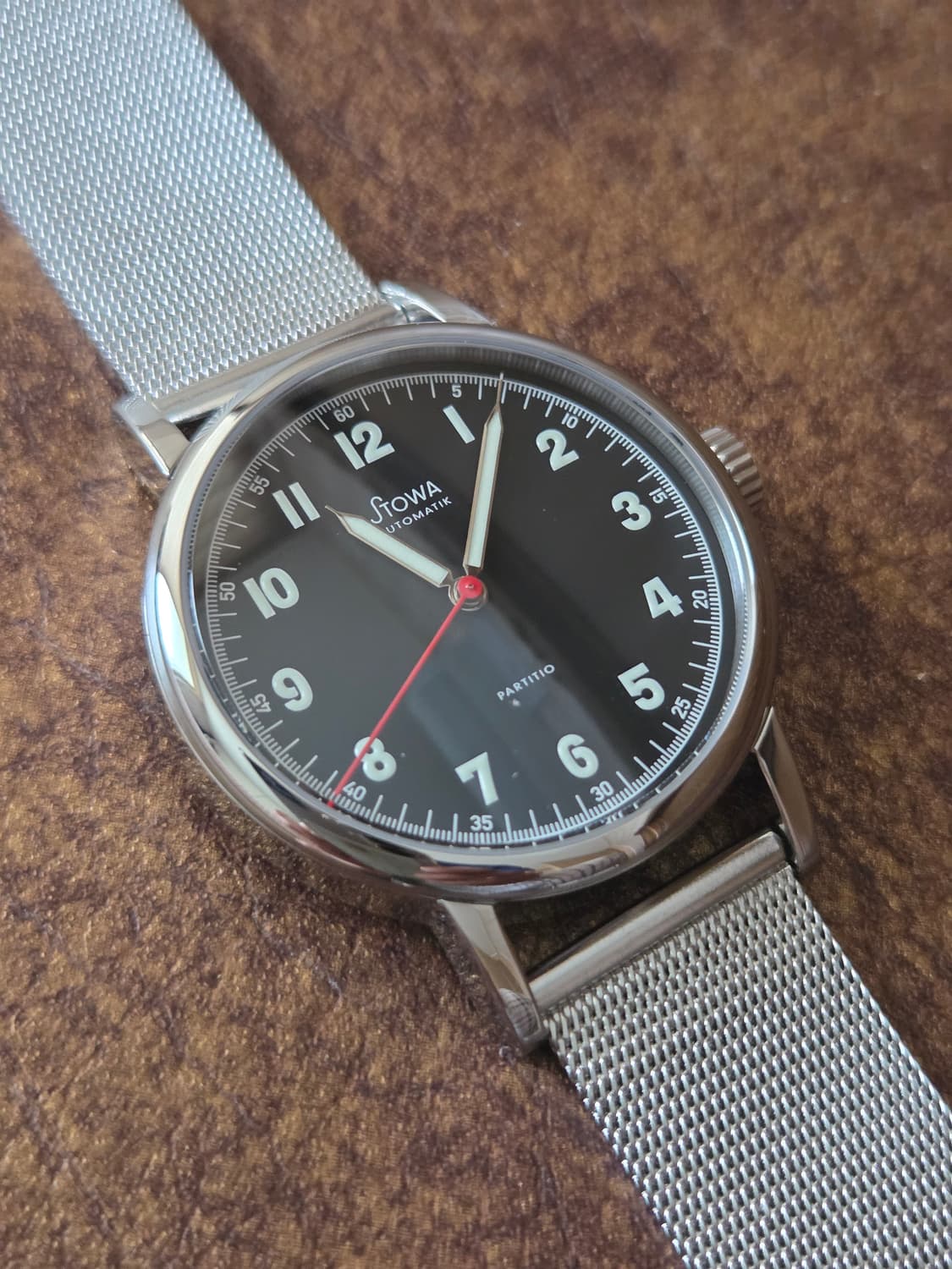 스토바 파티쇼 37mm 레드세컨즈 오토매틱시계 상품이미지2