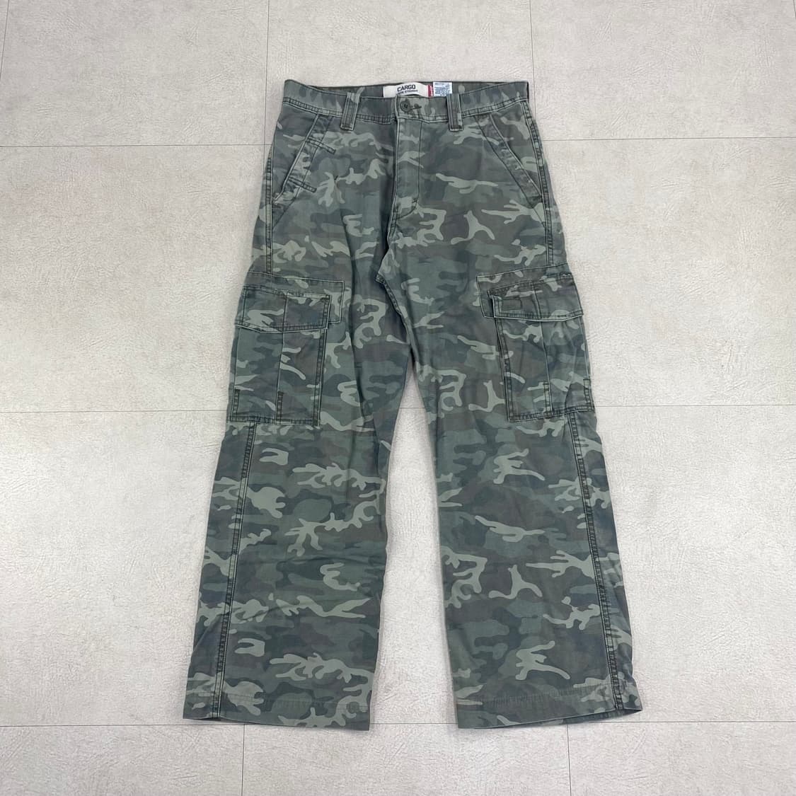 리바이스 루즈핏 레드 탭 카모 카고 팬츠(32) 상품이미지1