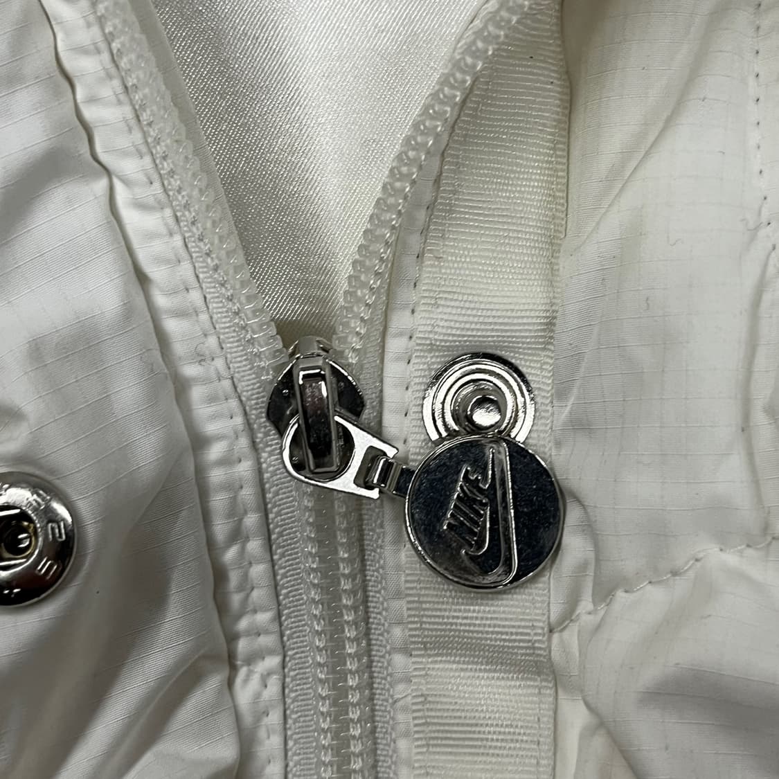 나이키 화이트 숏패딩  상품이미지8