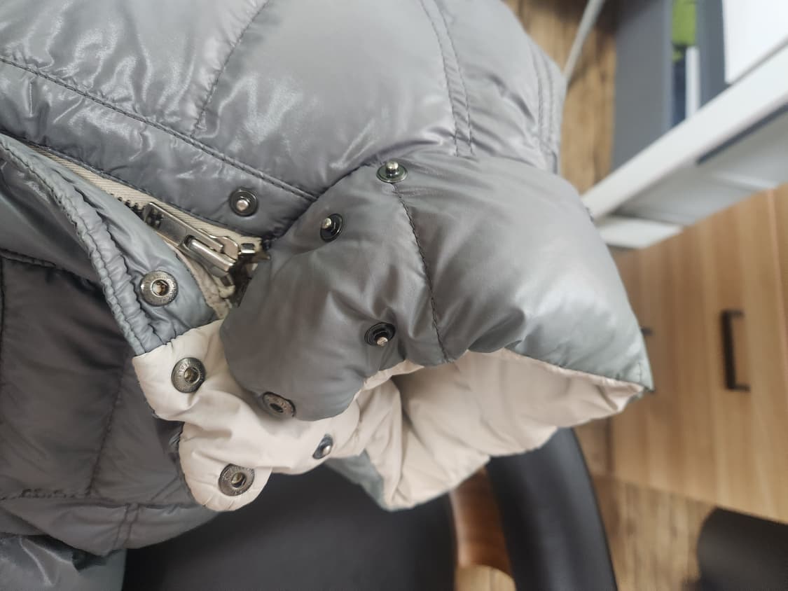 (감정서 동봉) 몽클레어 리버시블 다운 푸퍼 자켓 상품이미지4