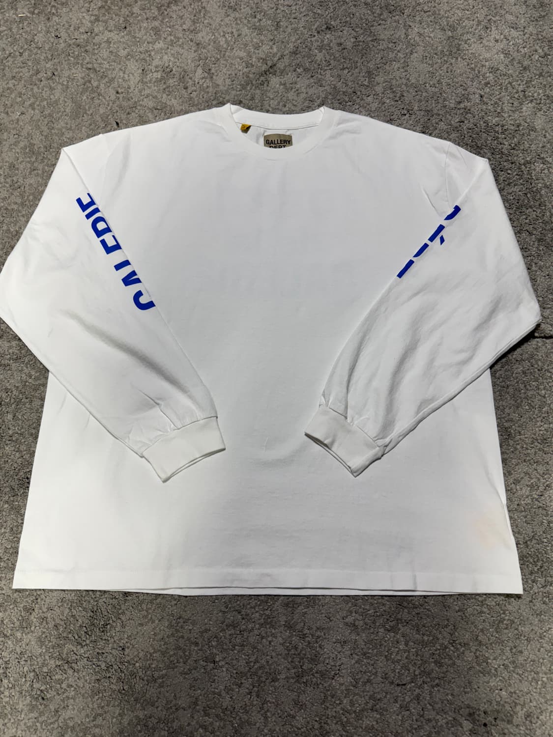 갤로리디파트먼트 롱슬리브 상품이미지1